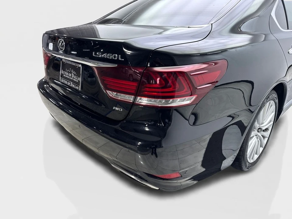 2013 Lexus LS 4th Gen - Image 18 of 21
