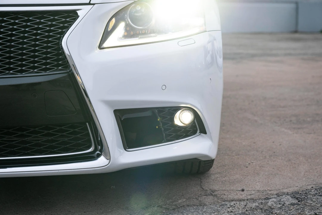2013 Lexus LS 4th Gen - Image 30 of 31