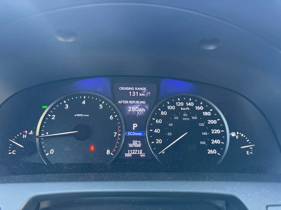 2013 Lexus LS 4th Gen - Image 19 of 21