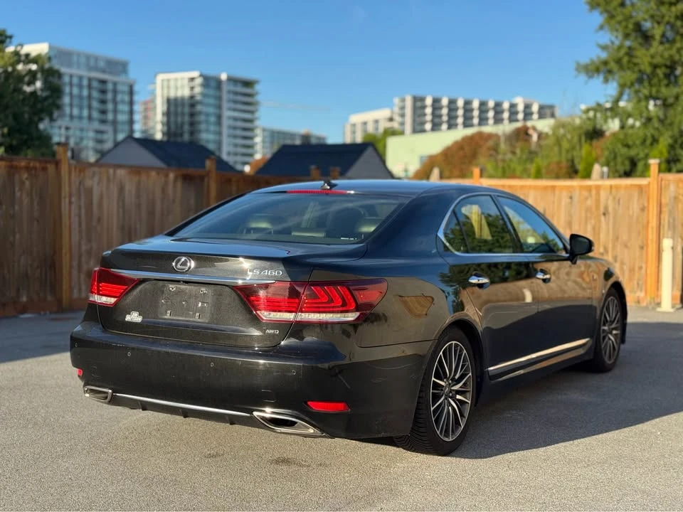 2013 Lexus LS 4th Gen - Image 8 of 21