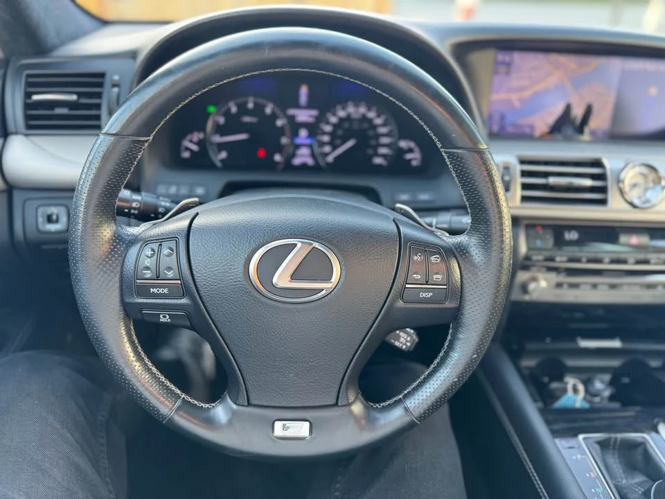 2013 Lexus LS 4th Gen - Image 14 of 21