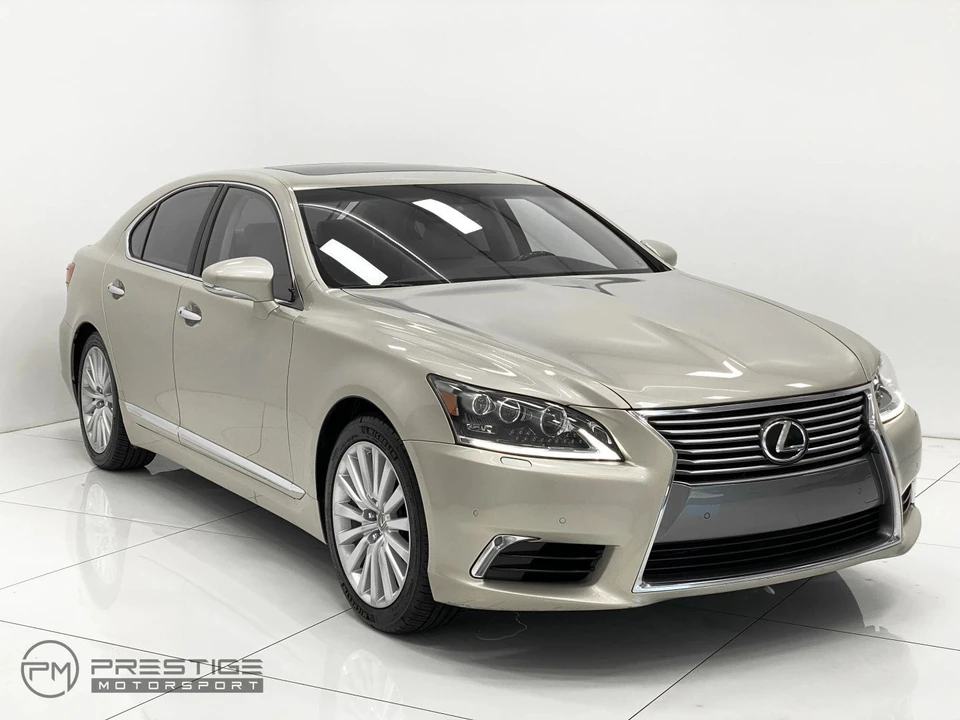 2013 Lexus LS 4th Gen - Image 7 of 31