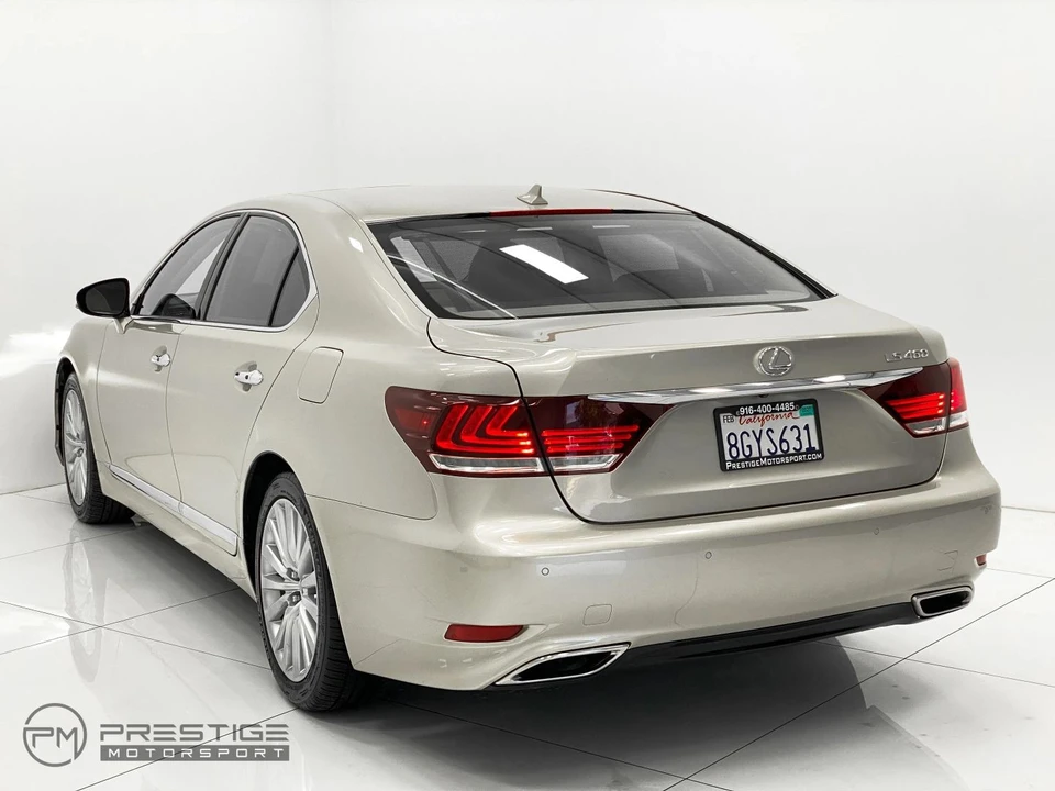 2013 Lexus LS 4th Gen - Image 12 of 31