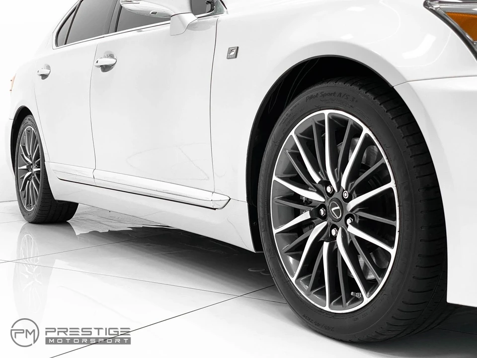2013 Lexus LS 4th Gen - Image 13 of 31