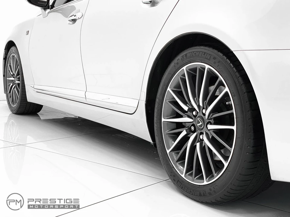 2013 Lexus LS 4th Gen - Image 29 of 31