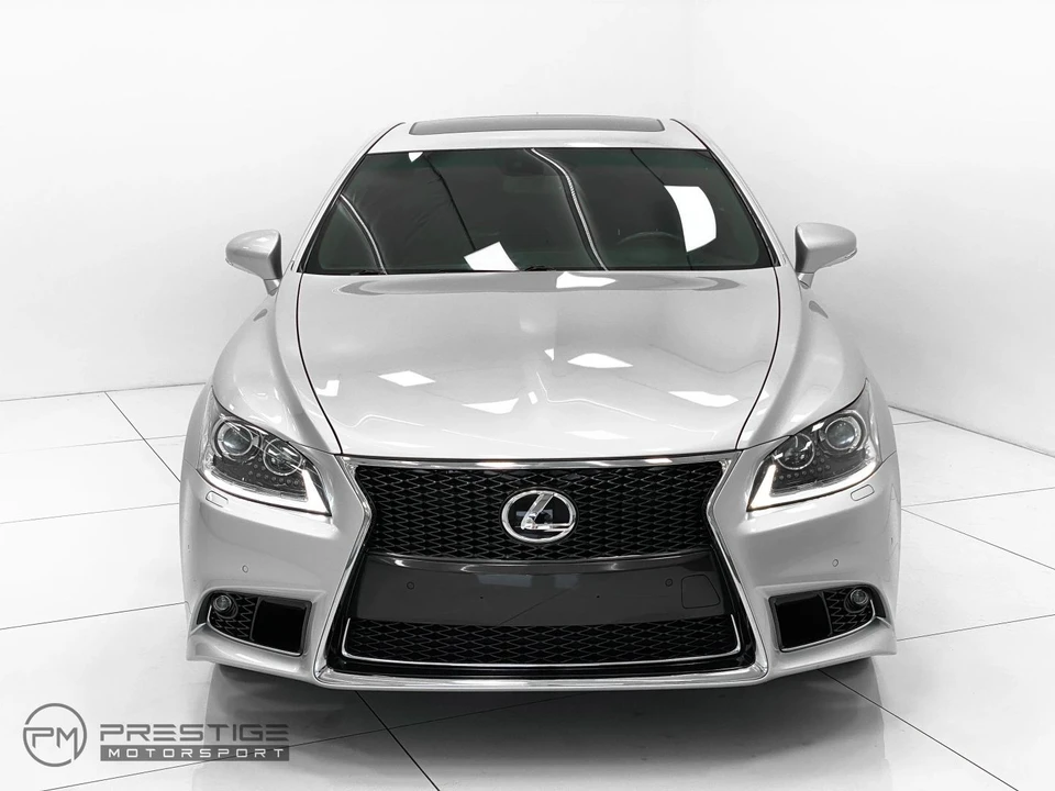 2013 Lexus LS 4th Gen - Image 2 of 31