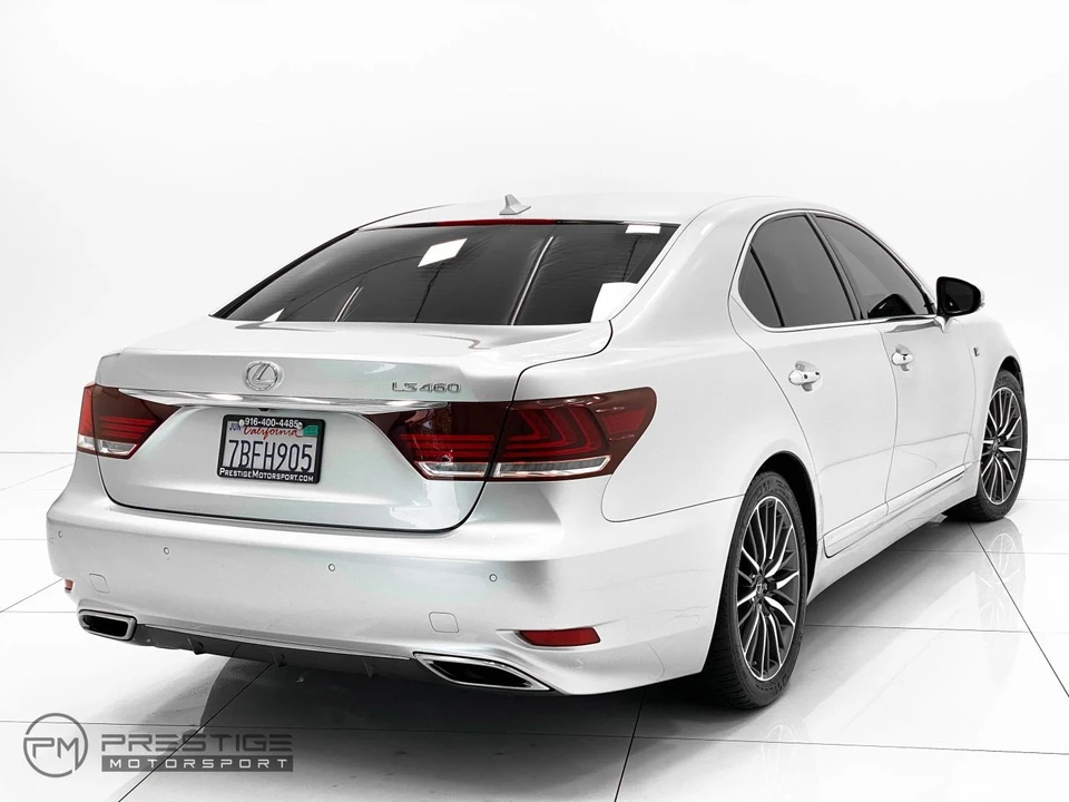 2013 Lexus LS 4th Gen - Image 6 of 31