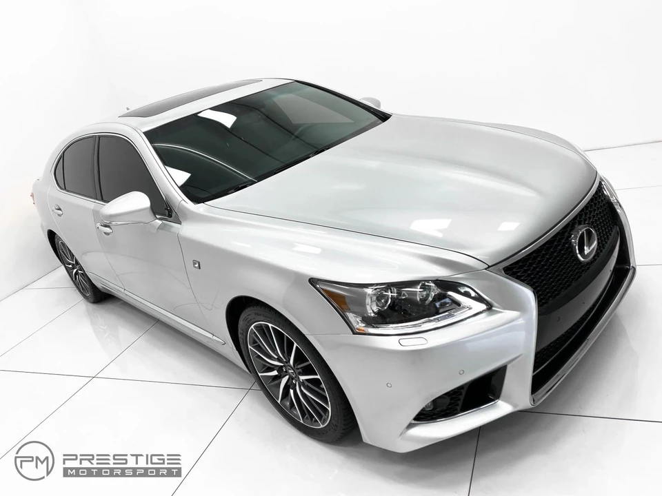2013 Lexus LS 4th Gen - Image 27 of 31