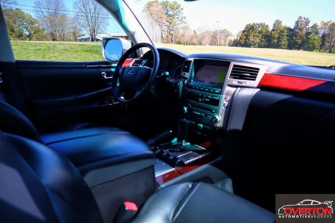 2013 Lexus LX 3rd Gen - Image 20 of 20