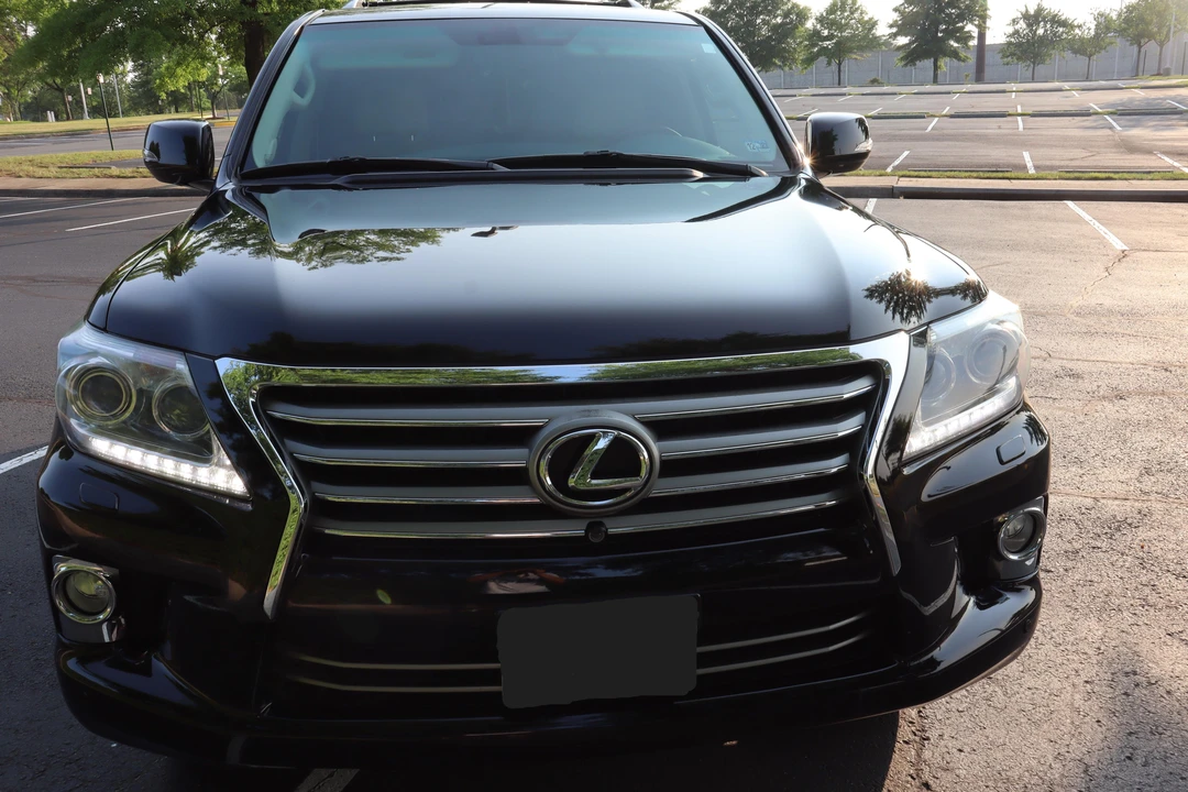 2013 Lexus LX 3rd Gen - Image 23 of 31