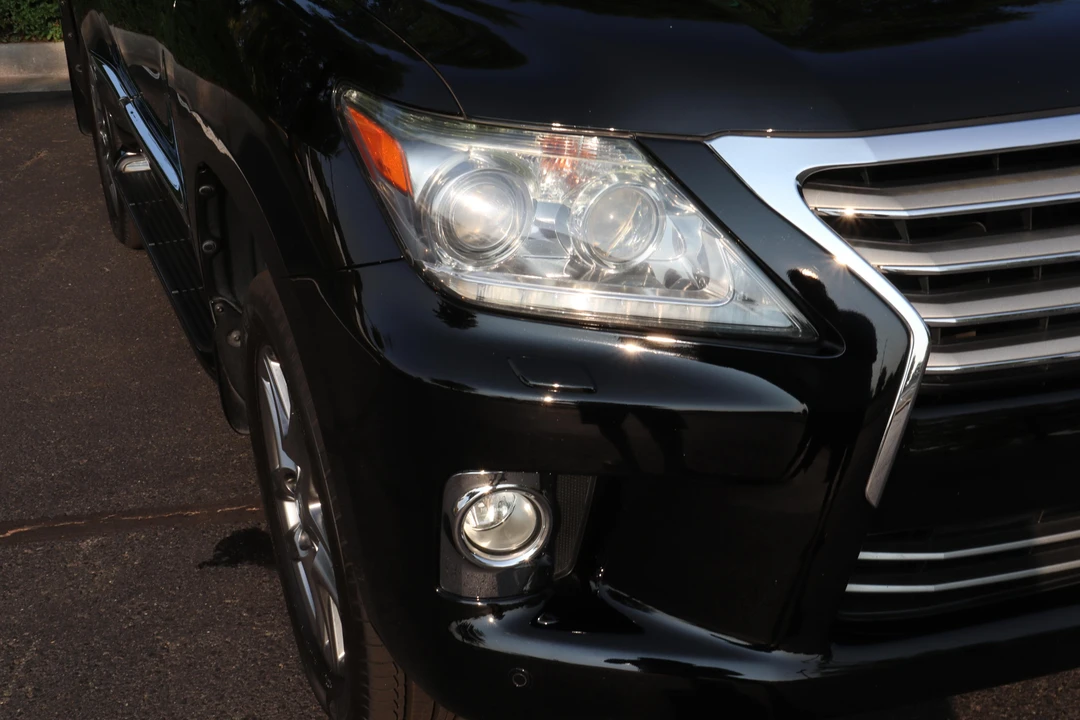 2013 Lexus LX 3rd Gen - Image 20 of 31