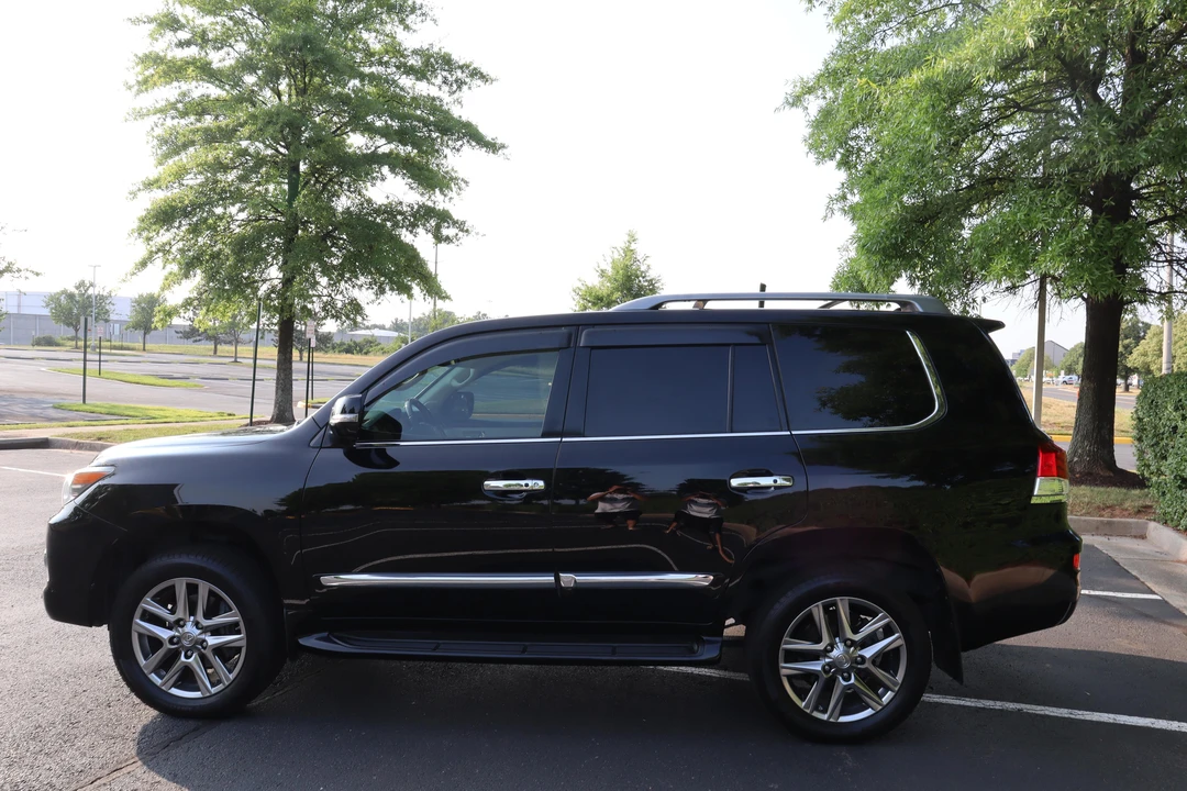 2013 Lexus LX 3rd Gen - Image 9 of 31