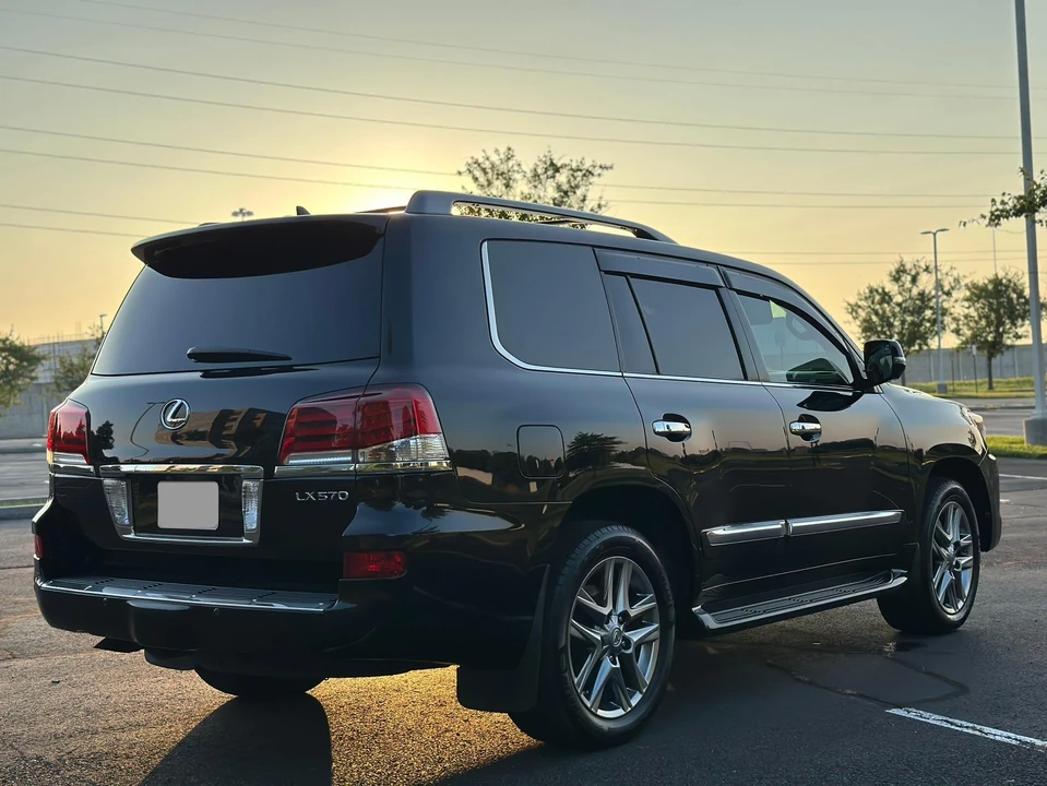 2013 Lexus LX 3rd Gen - Image 11 of 31