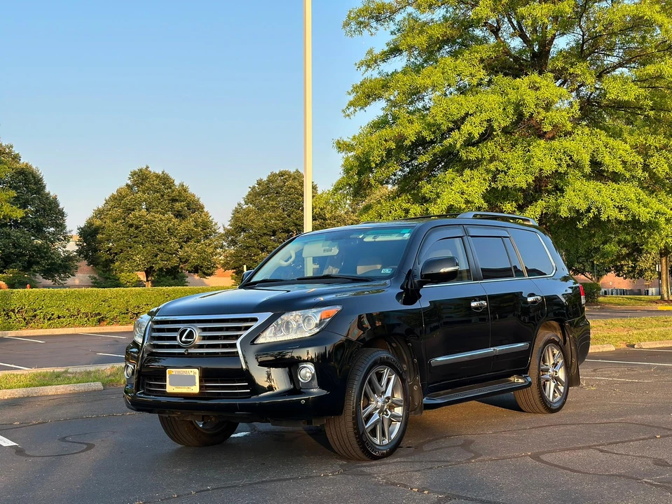 2013 Lexus LX 3rd Gen - Image 8 of 31