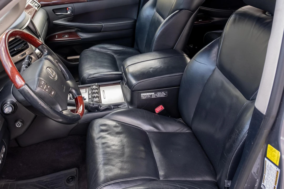 2013 Lexus LX 3rd Gen - Image 29 of 31