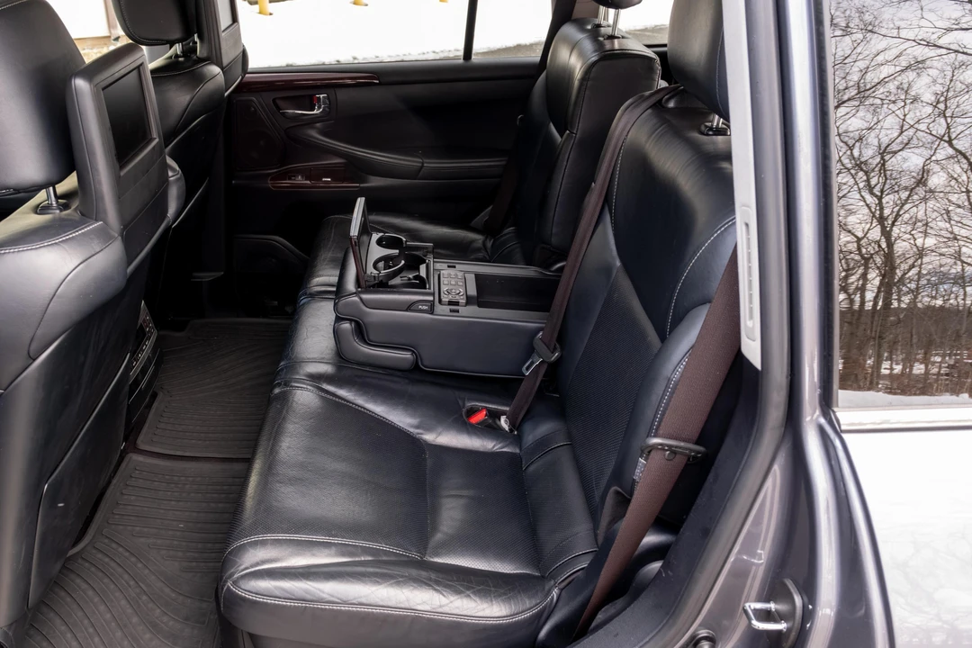 2013 Lexus LX 3rd Gen - Image 30 of 31