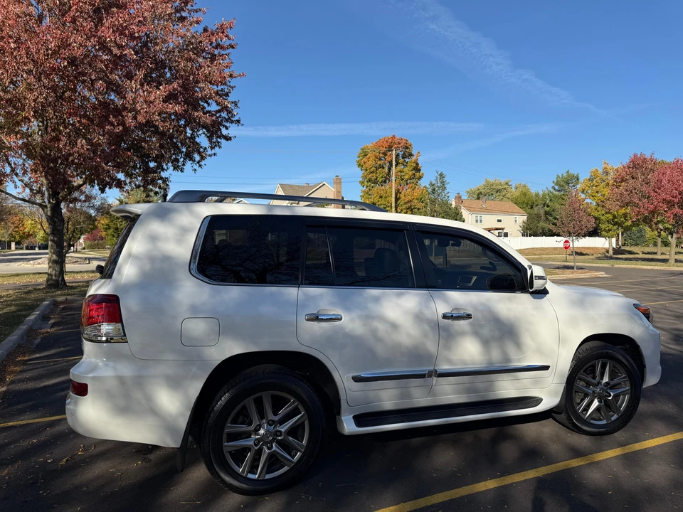 2013 Lexus LX 3rd Gen - Image 15 of 31