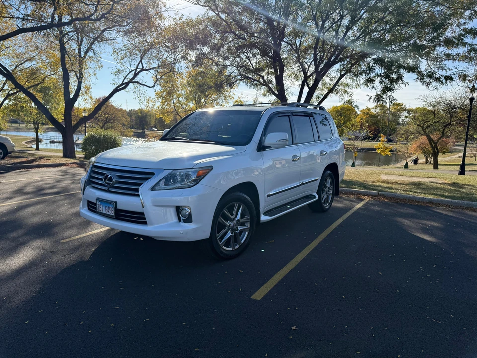 2013 Lexus LX 3rd Gen - Image 7 of 31