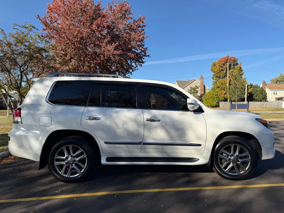 2013 Lexus LX 3rd Gen - Image 16 of 31