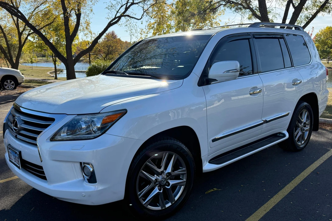 2013 Lexus LX 3rd Gen - Image 9 of 31