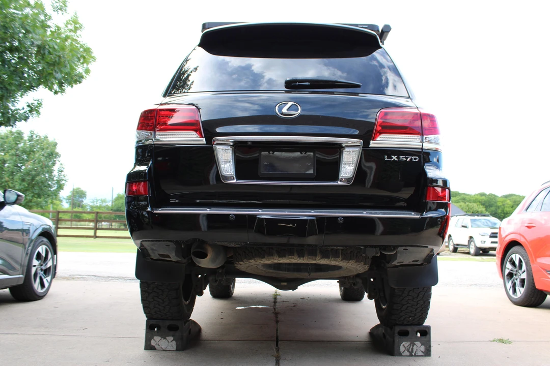 2013 Lexus LX 3rd Gen - Image 26 of 31