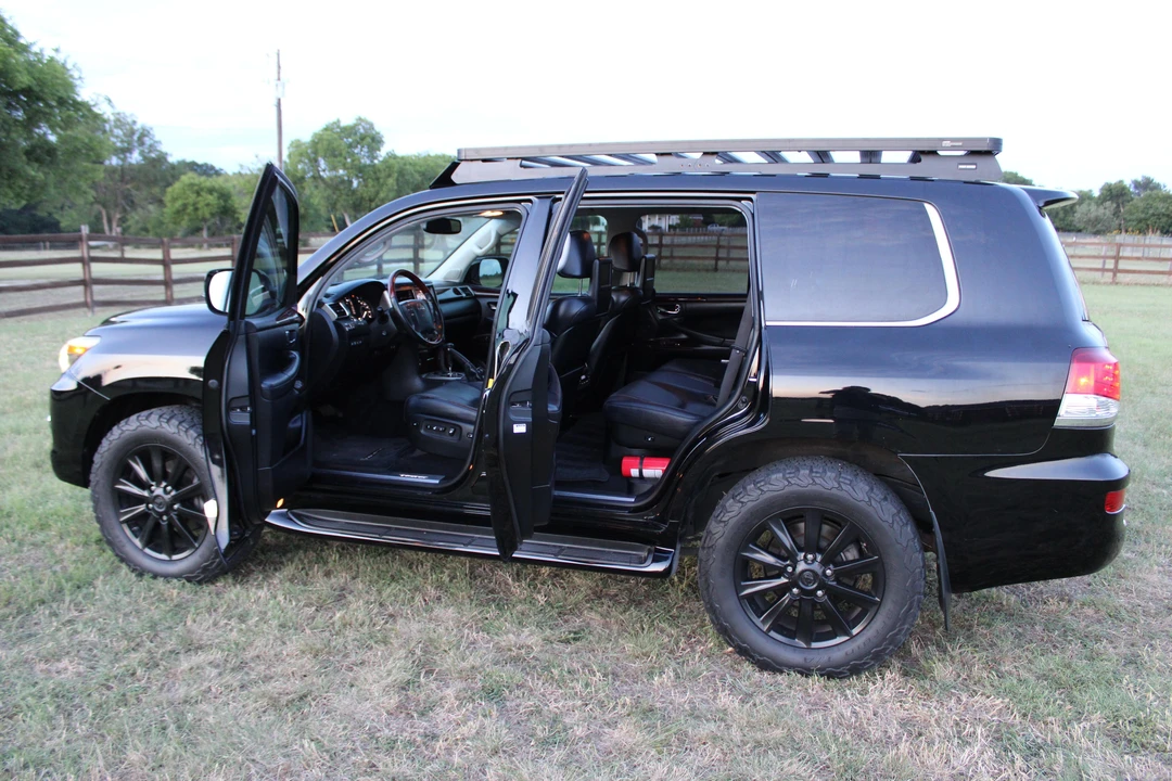2013 Lexus LX 3rd Gen - Image 29 of 31