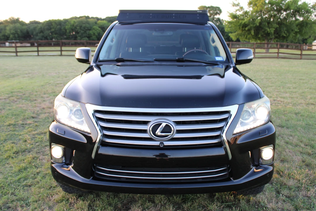 2013 Lexus LX 3rd Gen - Image 2 of 31