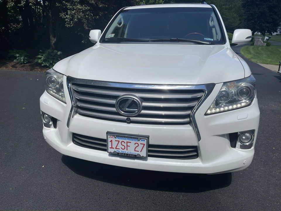 2013 Lexus LX 3rd Gen - Image 6 of 31