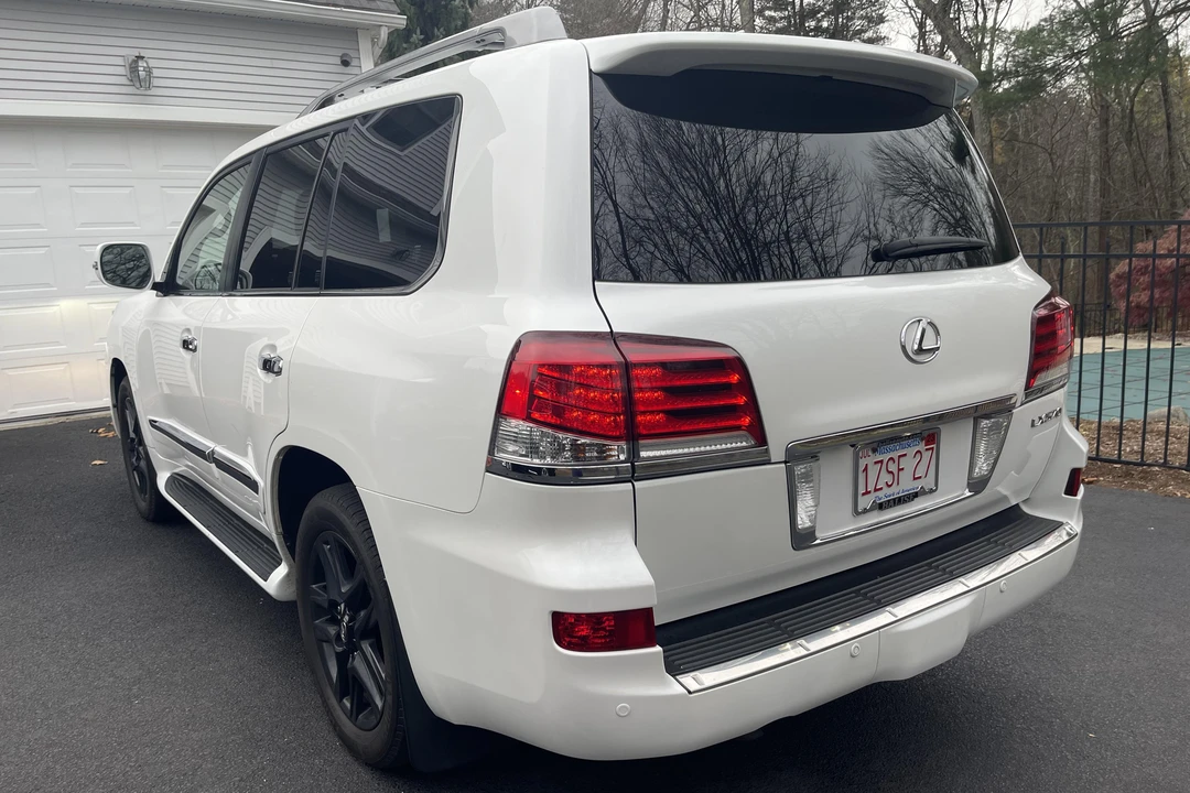 2013 Lexus LX 3rd Gen - Image 4 of 31