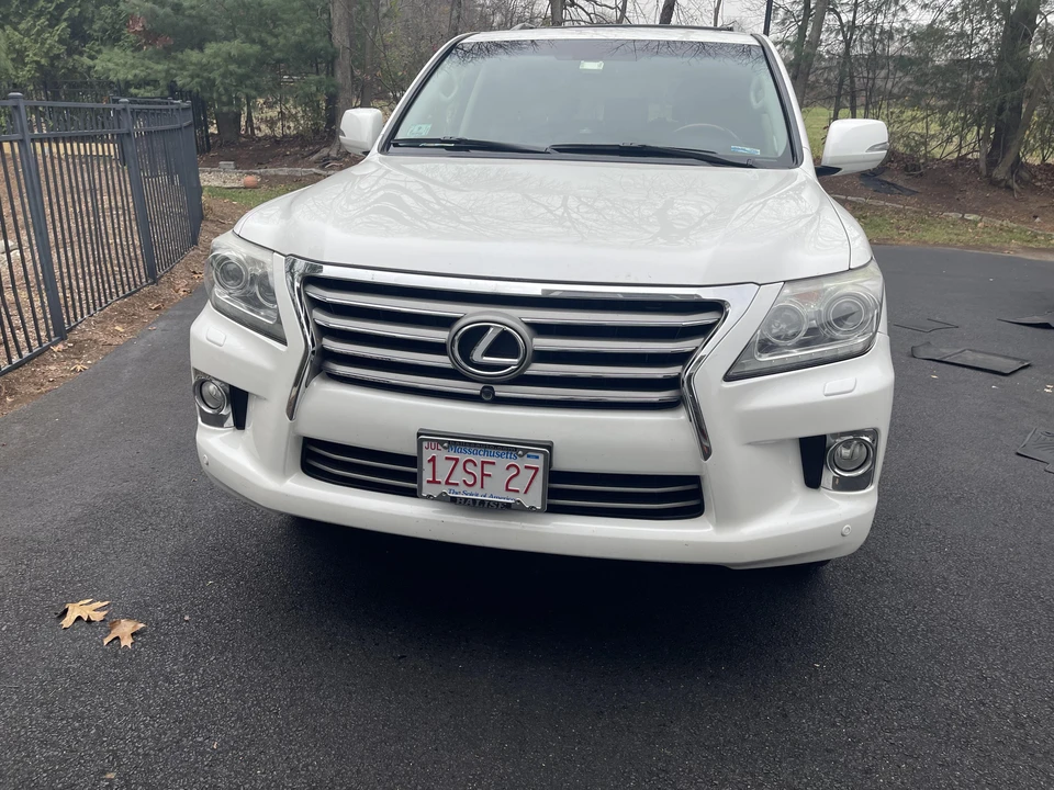 2013 Lexus LX 3rd Gen - Image 7 of 31