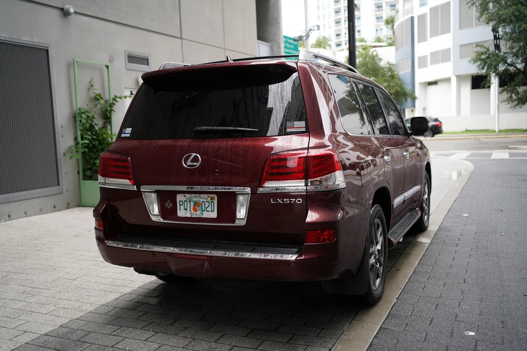 2013 Lexus LX 3rd Gen - Image 29 of 31