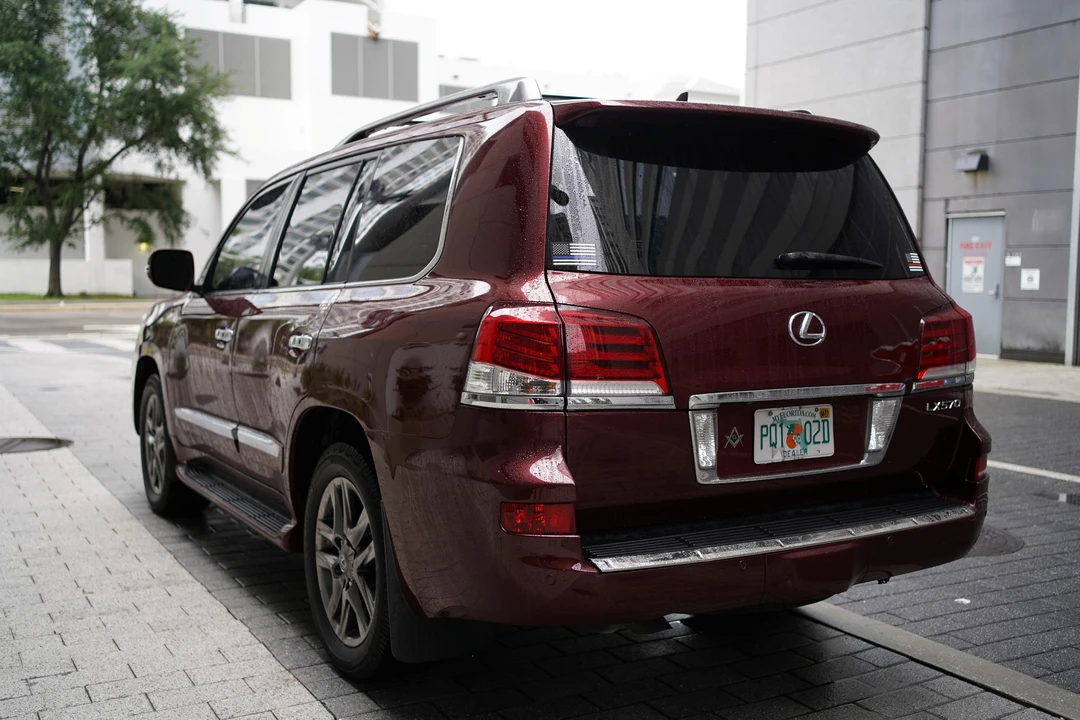 2013 Lexus LX 3rd Gen - Image 26 of 31