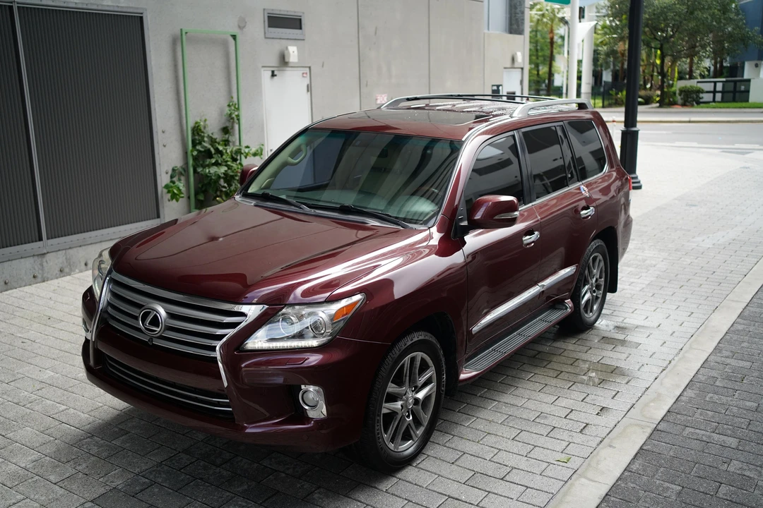 2013 Lexus LX 3rd Gen - Image 13 of 31