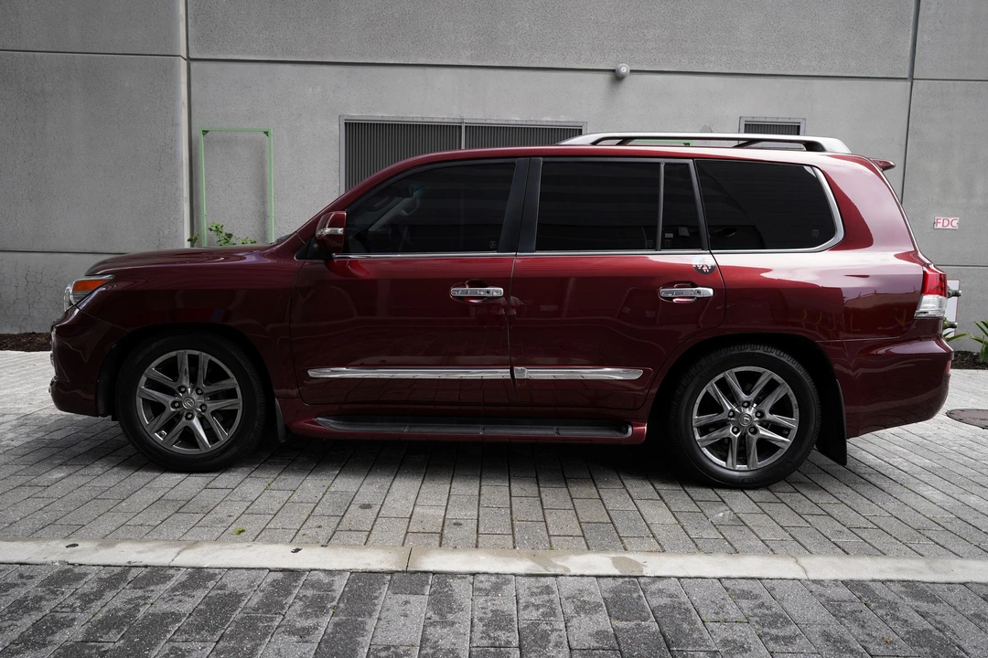 2013 Lexus LX 3rd Gen - Image 21 of 31