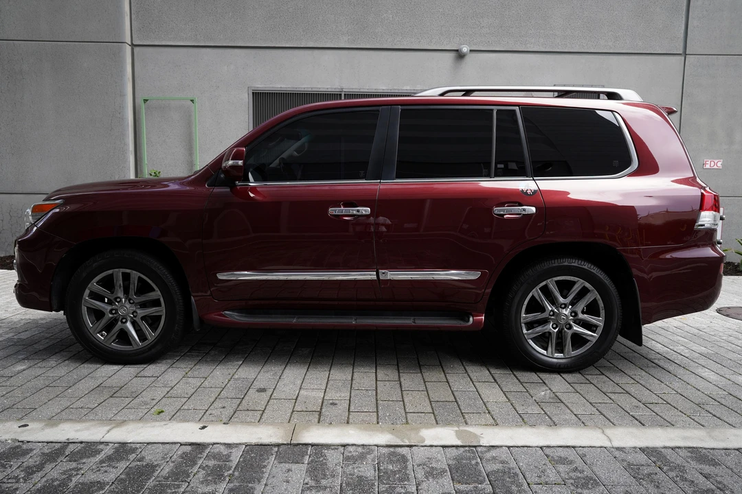 2013 Lexus LX 3rd Gen - Image 22 of 31