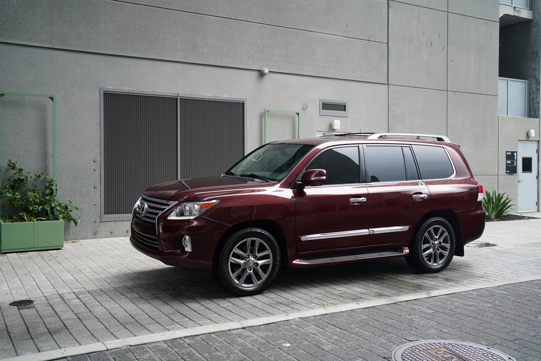 2013 Lexus LX 3rd Gen - Image 19 of 31