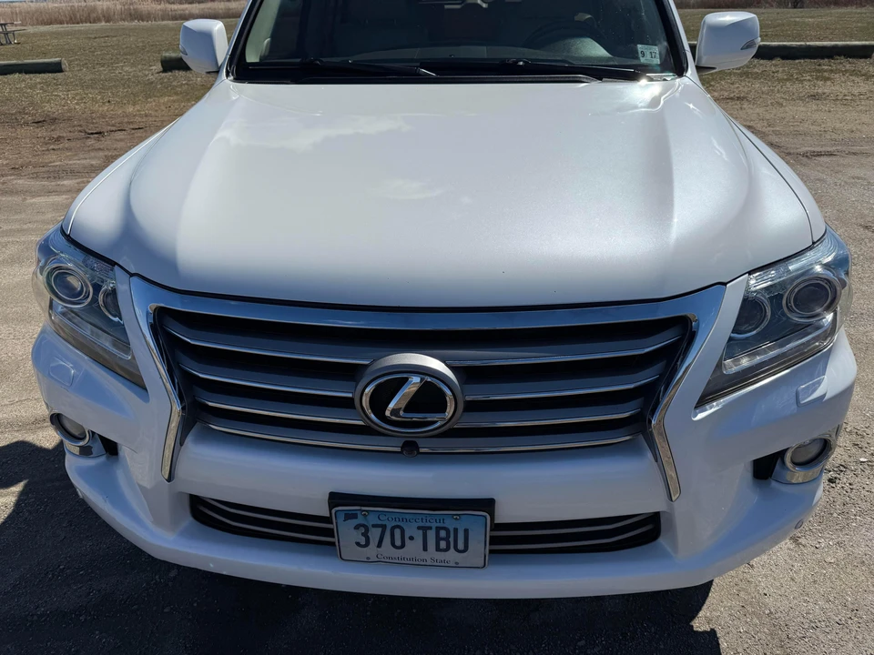 2013 Lexus LX 3rd Gen - Image 27 of 31