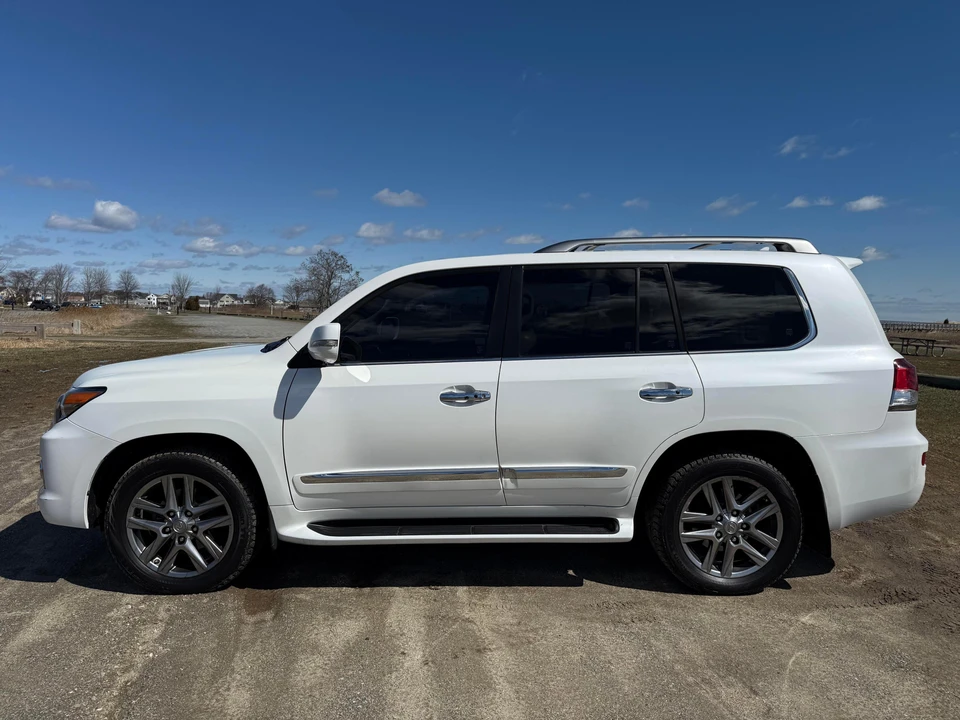 2013 Lexus LX 3rd Gen - Image 9 of 31