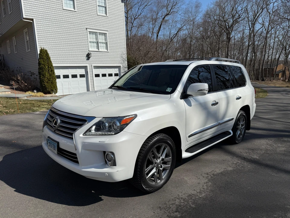2013 Lexus LX 3rd Gen - Image 8 of 31
