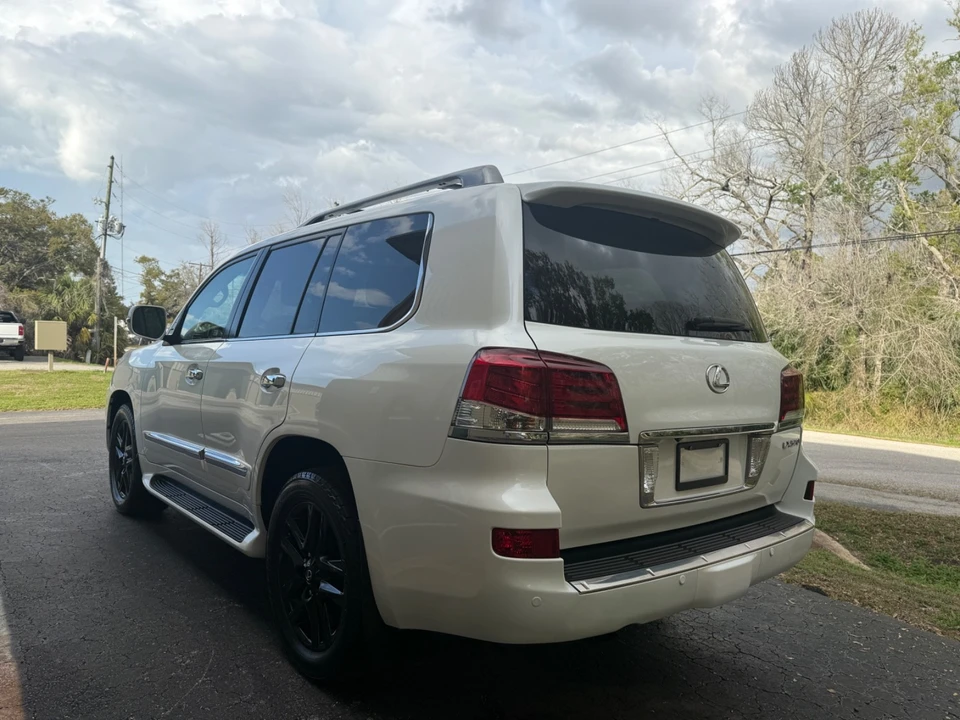 2013 Lexus LX 3rd Gen - Image 4 of 21