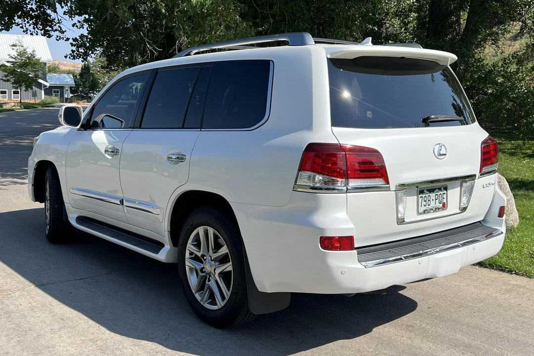 2013 Lexus LX 3rd Gen - Image 4 of 31