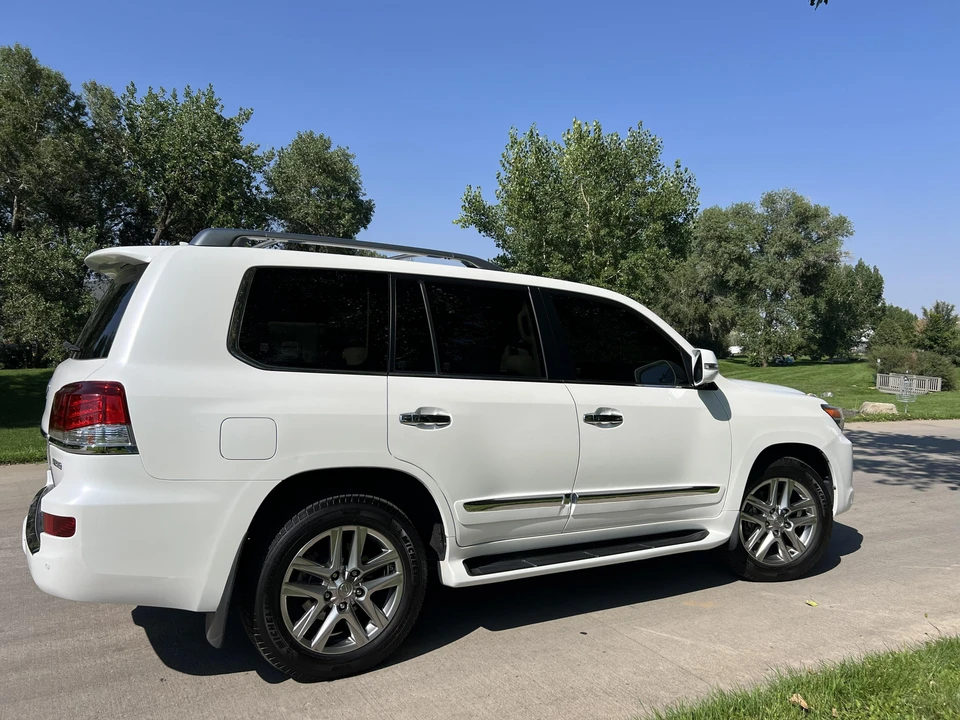 2013 Lexus LX 3rd Gen - Image 15 of 31