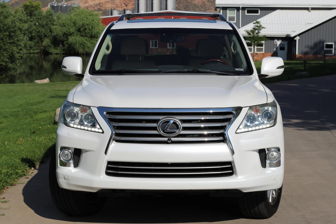 2013 Lexus LX 3rd Gen - Image 7 of 31