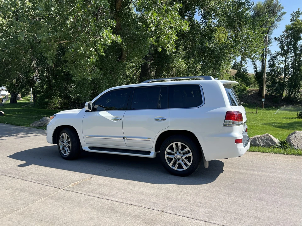 2013 Lexus LX 3rd Gen - Image 13 of 31
