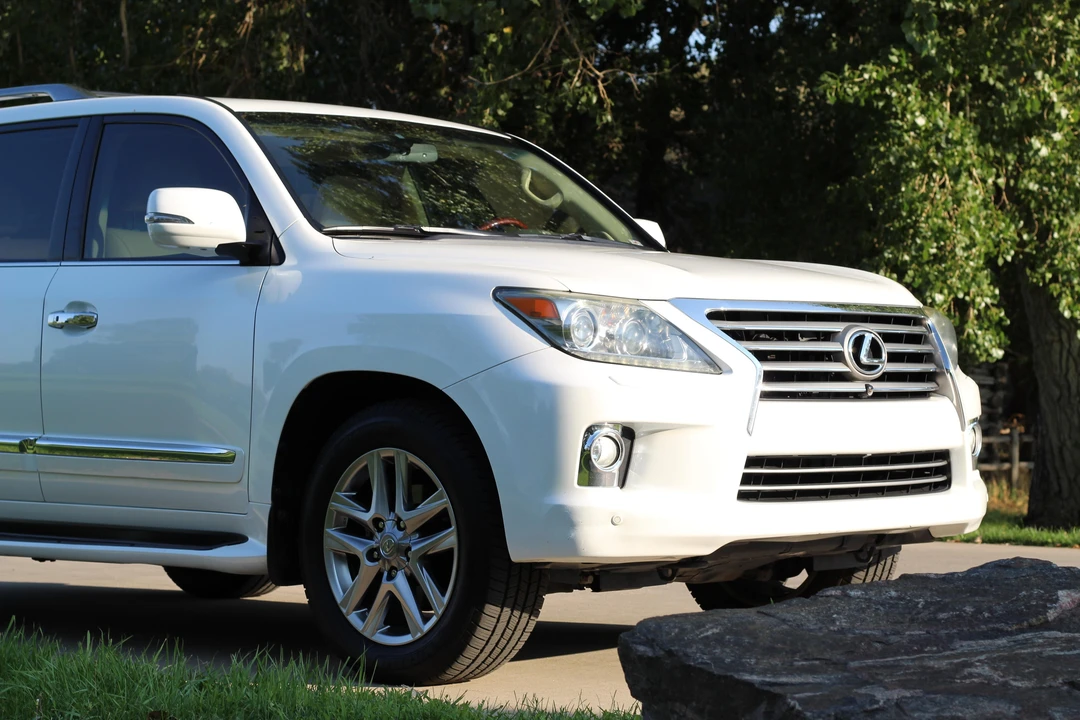 2013 Lexus LX 3rd Gen - Image 26 of 31