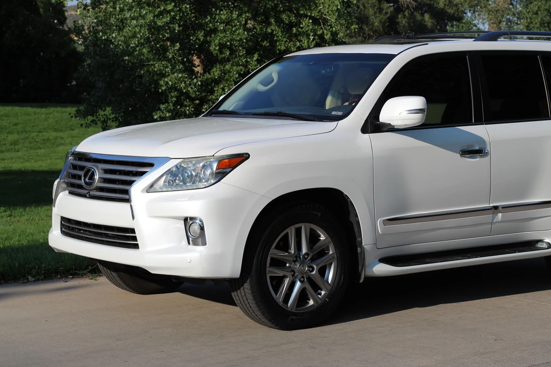 2013 Lexus LX 3rd Gen - Image 29 of 31