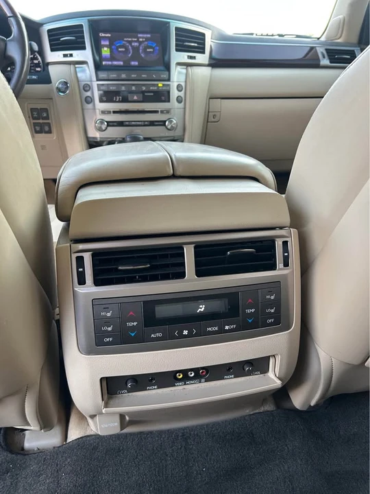2013 Lexus LX 3rd Gen - Image 19 of 20