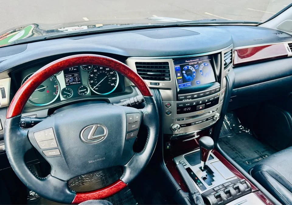 2013 Lexus LX 3rd Gen - Image 10 of 18