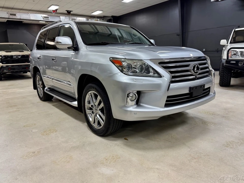 2013 Lexus LX 3rd Gen - Image 11 of 12