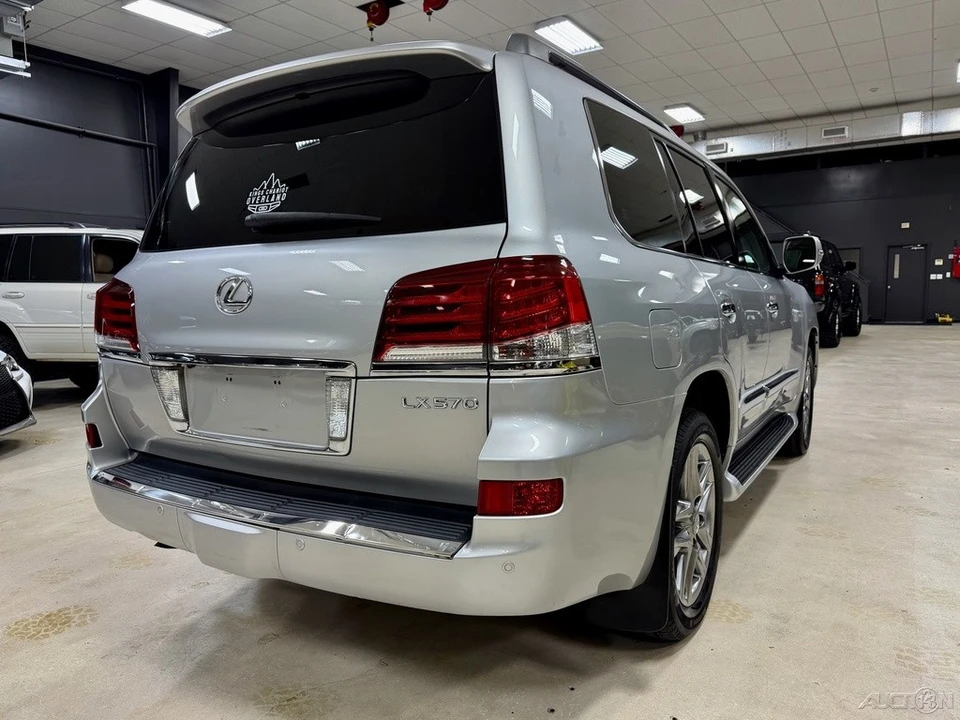 2013 Lexus LX 3rd Gen - Image 8 of 12